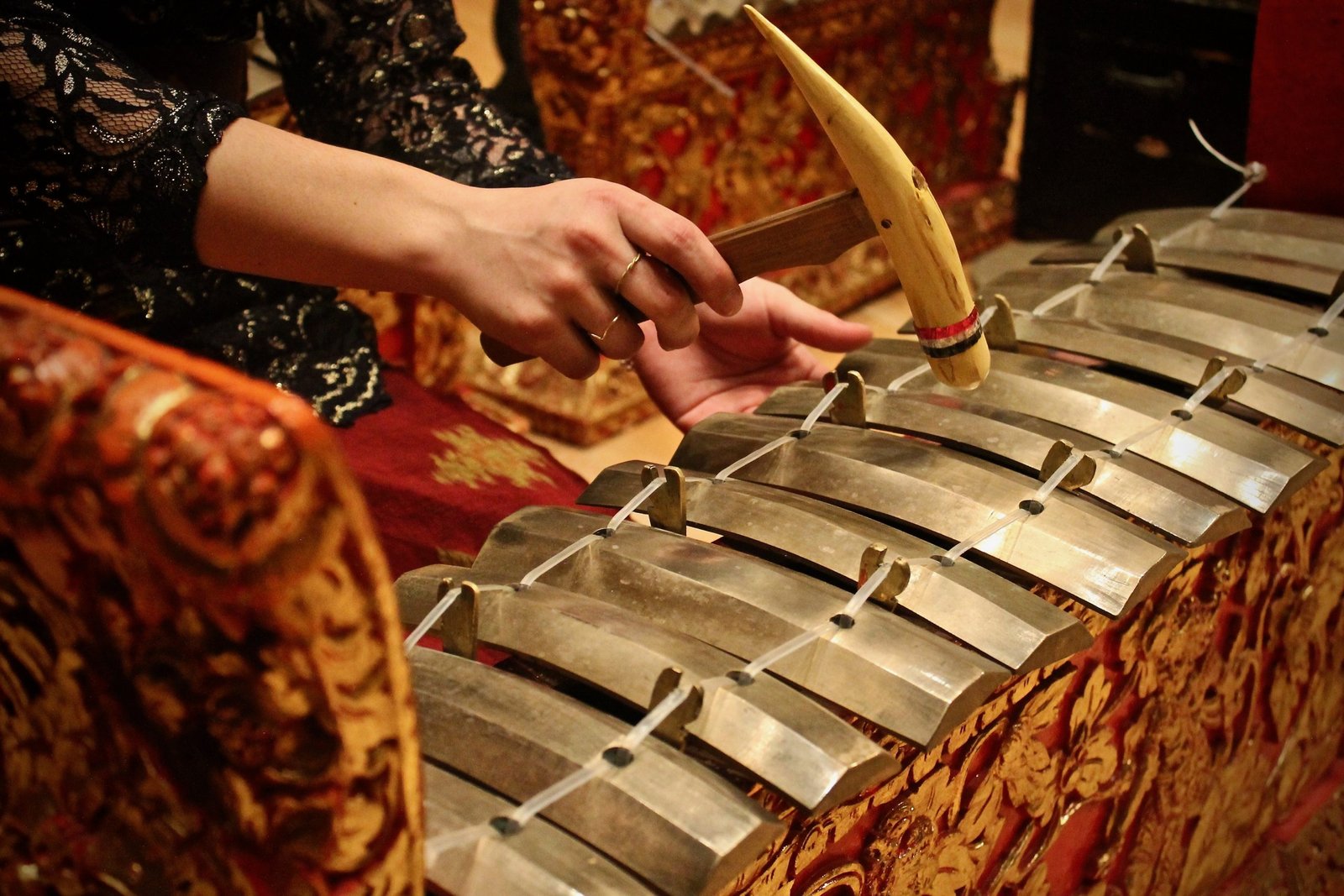 ALAT MUSIK TRADISIONAL KHAS DI PROVINSI BALI